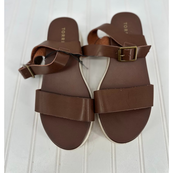 TORRID Womens Two Piece Sandal Size 7.5 WW WIDE Cognac Brown Strappy Ankle Strap - Picture 1 of 8